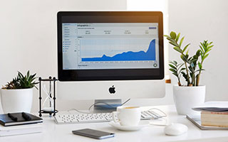 股票:配资平台头条-名创优品：2024年集团总营收170亿元，同比增长22.8%